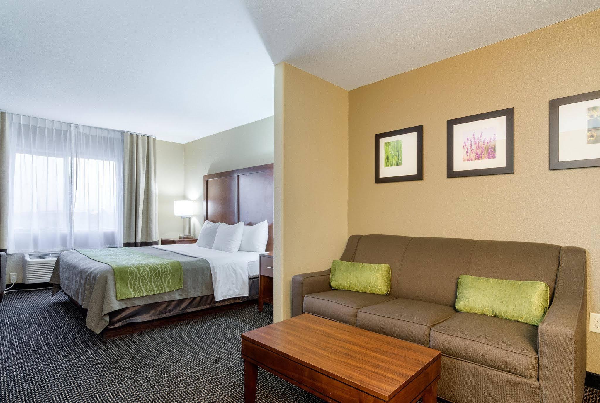 Comfort Inn Garden City Bagian luar foto