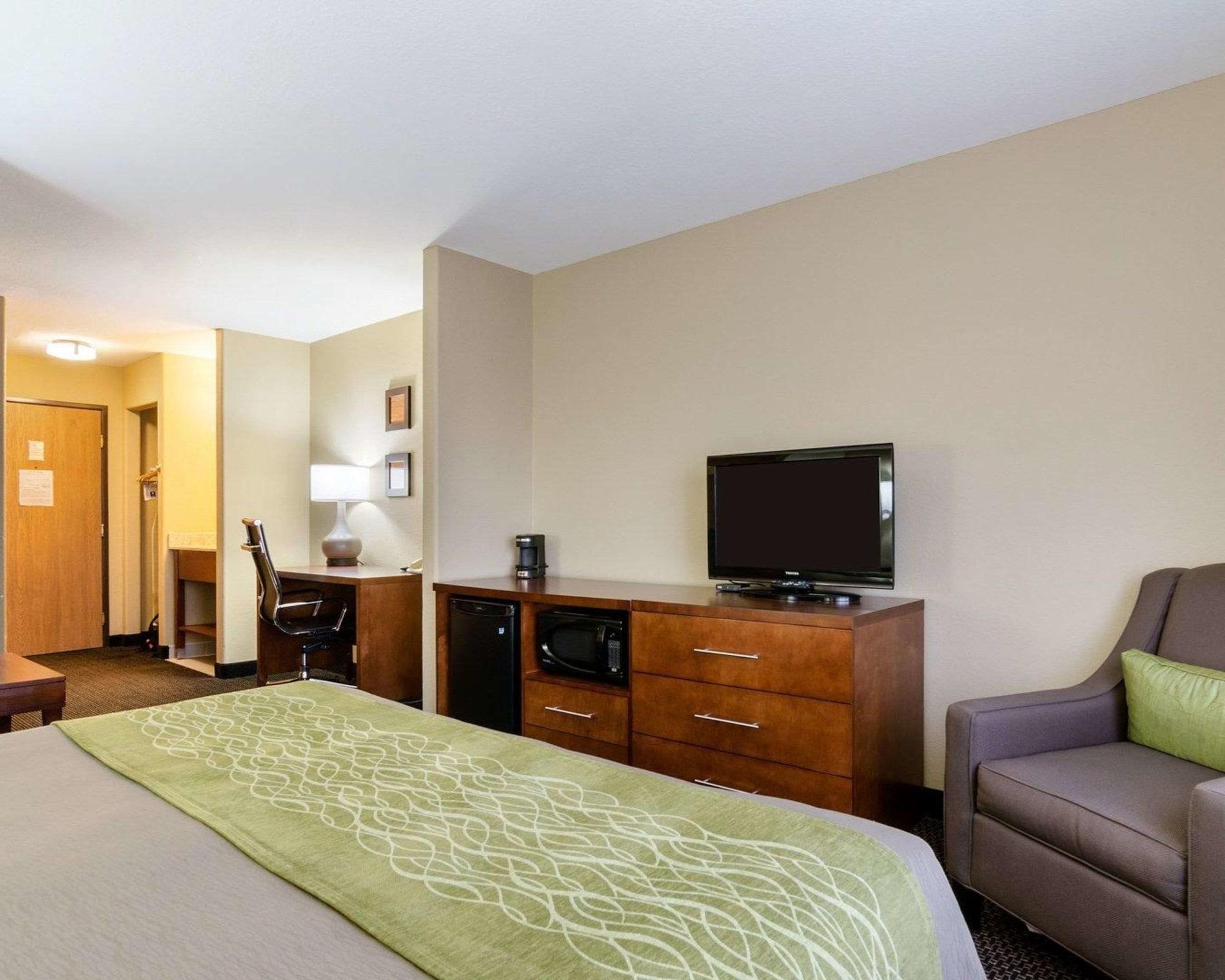 Comfort Inn Garden City Bagian luar foto
