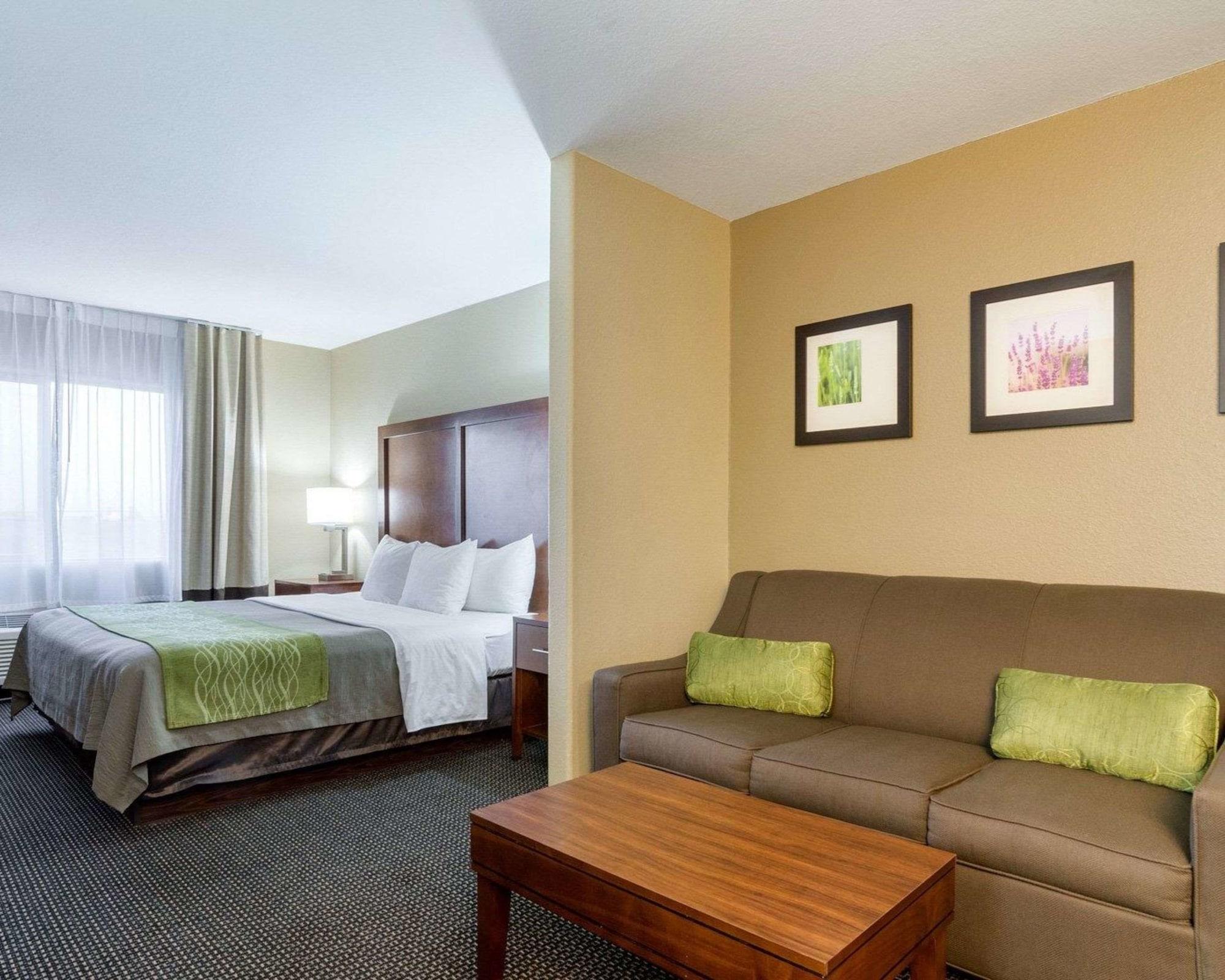 Comfort Inn Garden City Bagian luar foto