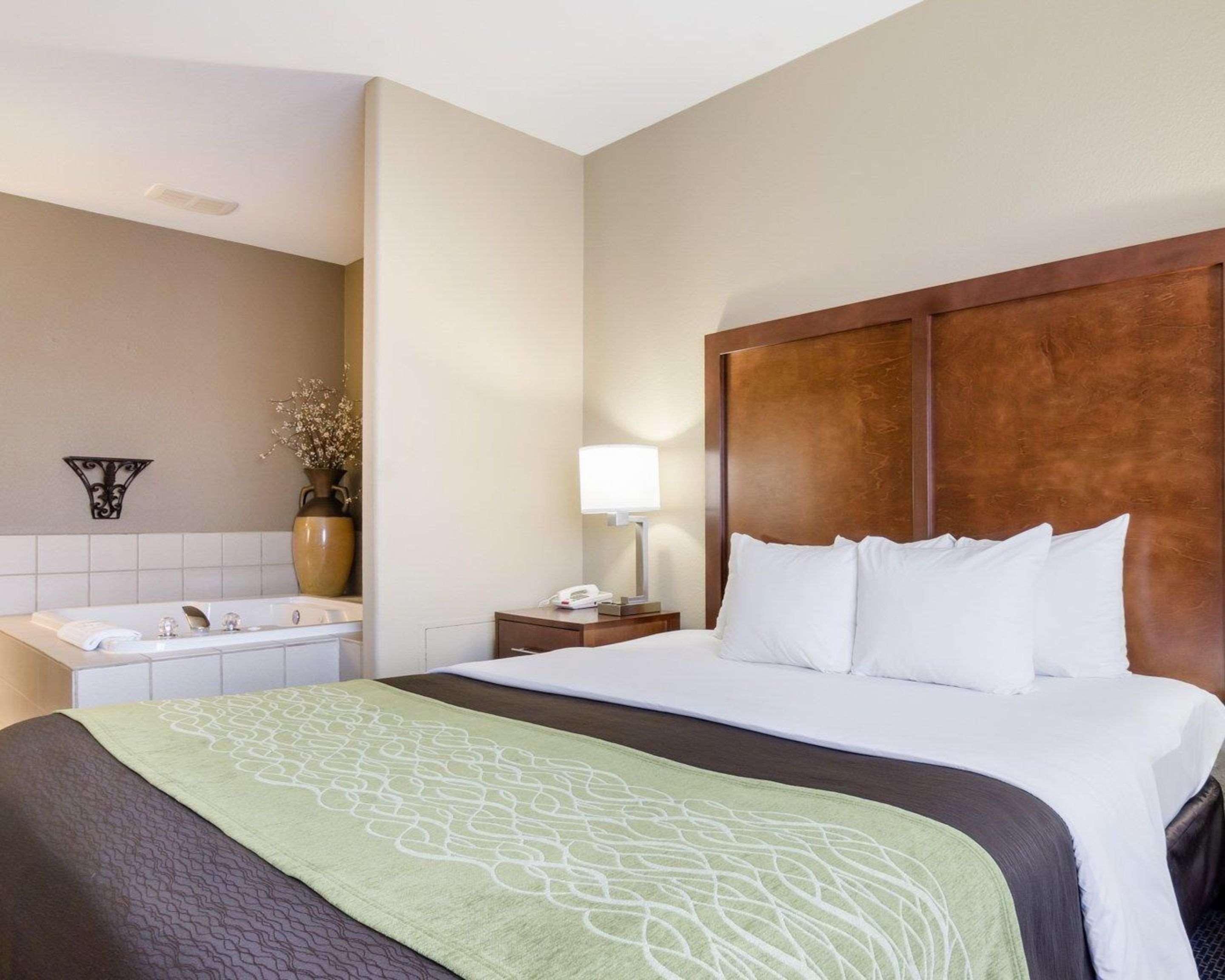 Comfort Inn Garden City Bagian luar foto