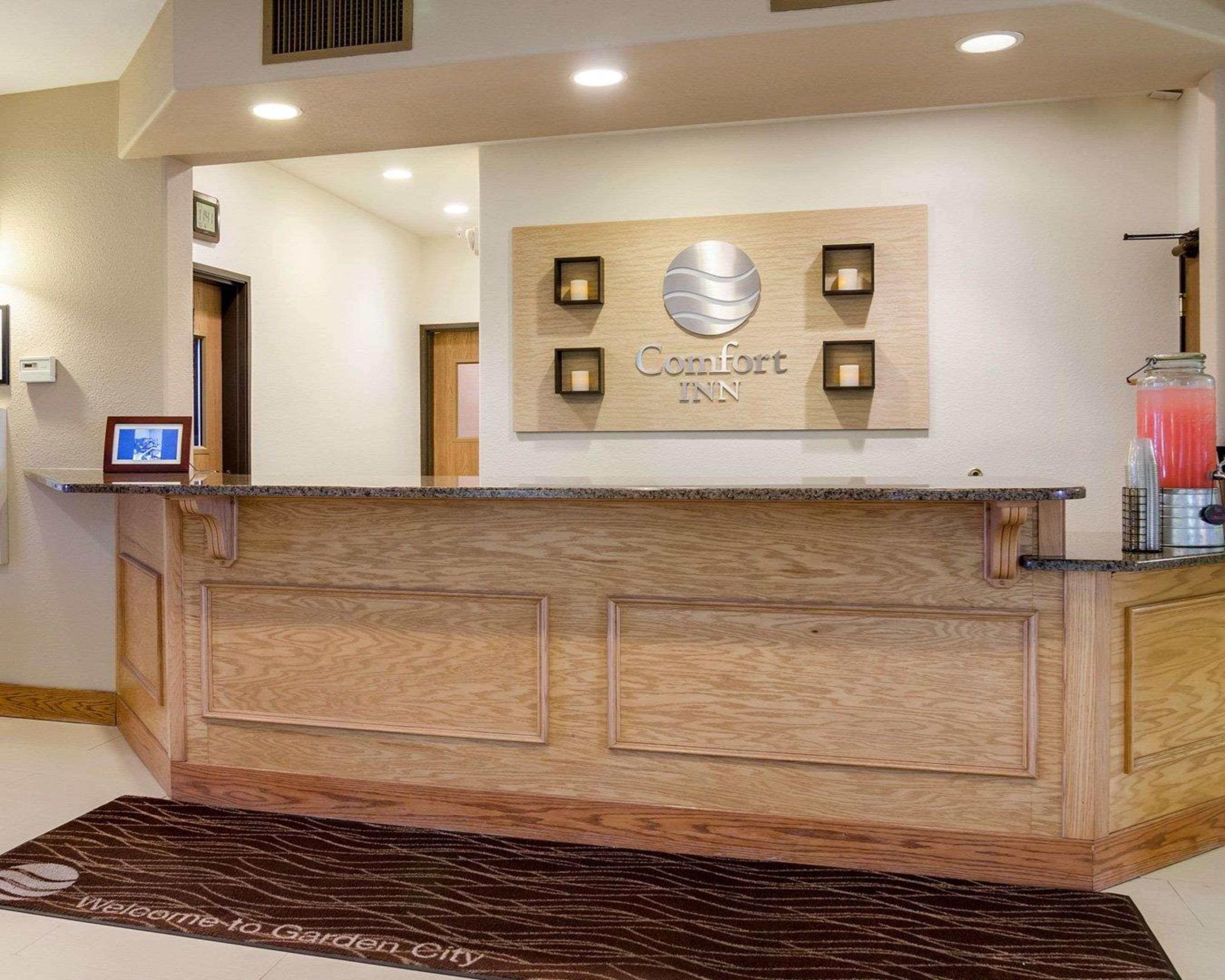 Comfort Inn Garden City Bagian luar foto