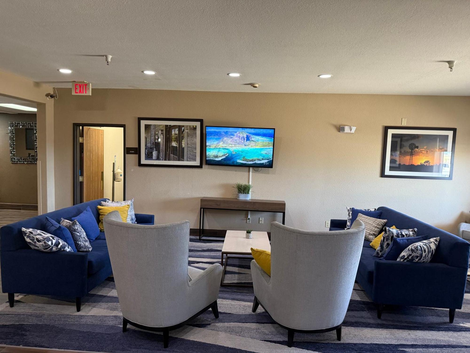 Comfort Inn Garden City Bagian luar foto