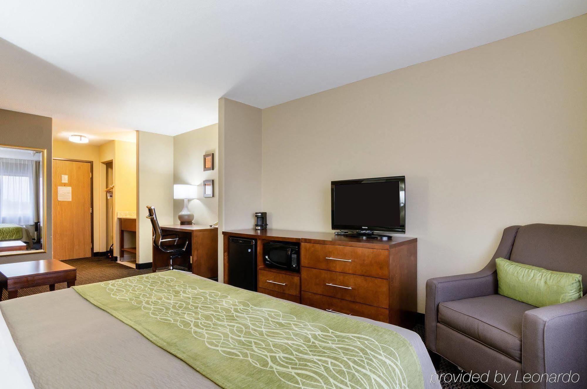 Comfort Inn Garden City Bagian luar foto