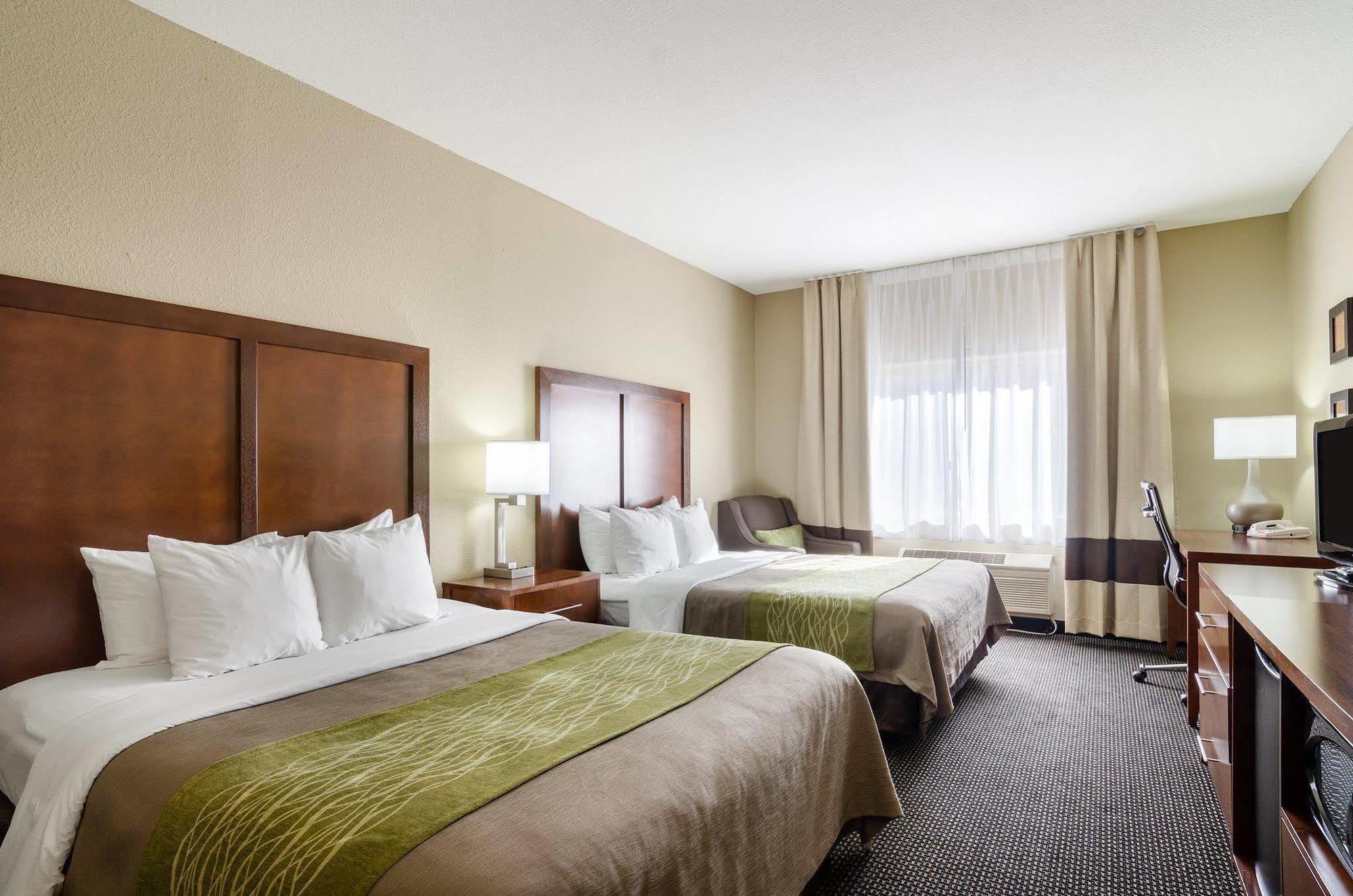 Comfort Inn Garden City Bagian luar foto